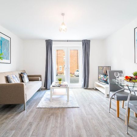 Luxury Apartment - Twin Beds - Selly Oak - Off-Street Parking - Free Netflix & Wifi - Top Rated 9Cc เบอร์มิงแฮม ภายนอก รูปภาพ