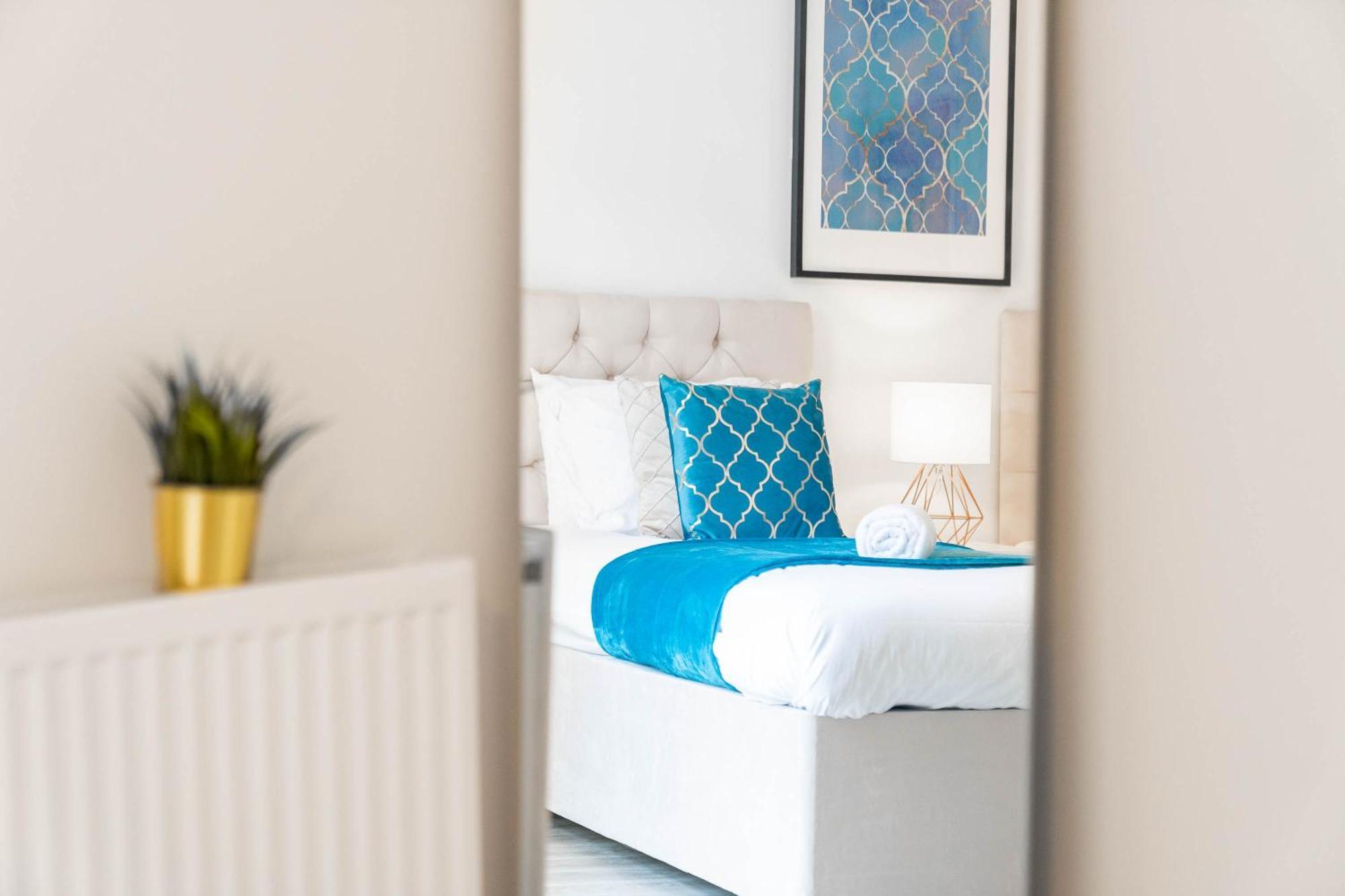 Luxury Apartment - Twin Beds - Selly Oak - Off-Street Parking - Free Netflix & Wifi - Top Rated 9Cc เบอร์มิงแฮม ภายนอก รูปภาพ