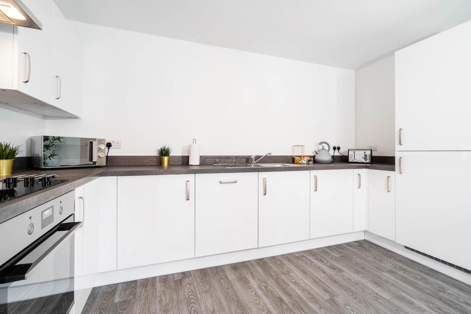 Luxury Apartment - Twin Beds - Selly Oak - Off-Street Parking - Free Netflix & Wifi - Top Rated 9Cc เบอร์มิงแฮม ภายนอก รูปภาพ
